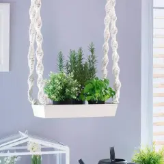 Jak zrobić stojący kwietnik? DIY krok po kroku