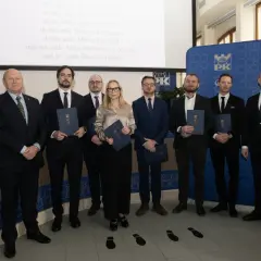 Klejenie cegły dekoracyjnej: Jaki klej wybrać? Poradnik Leny Sawickiej