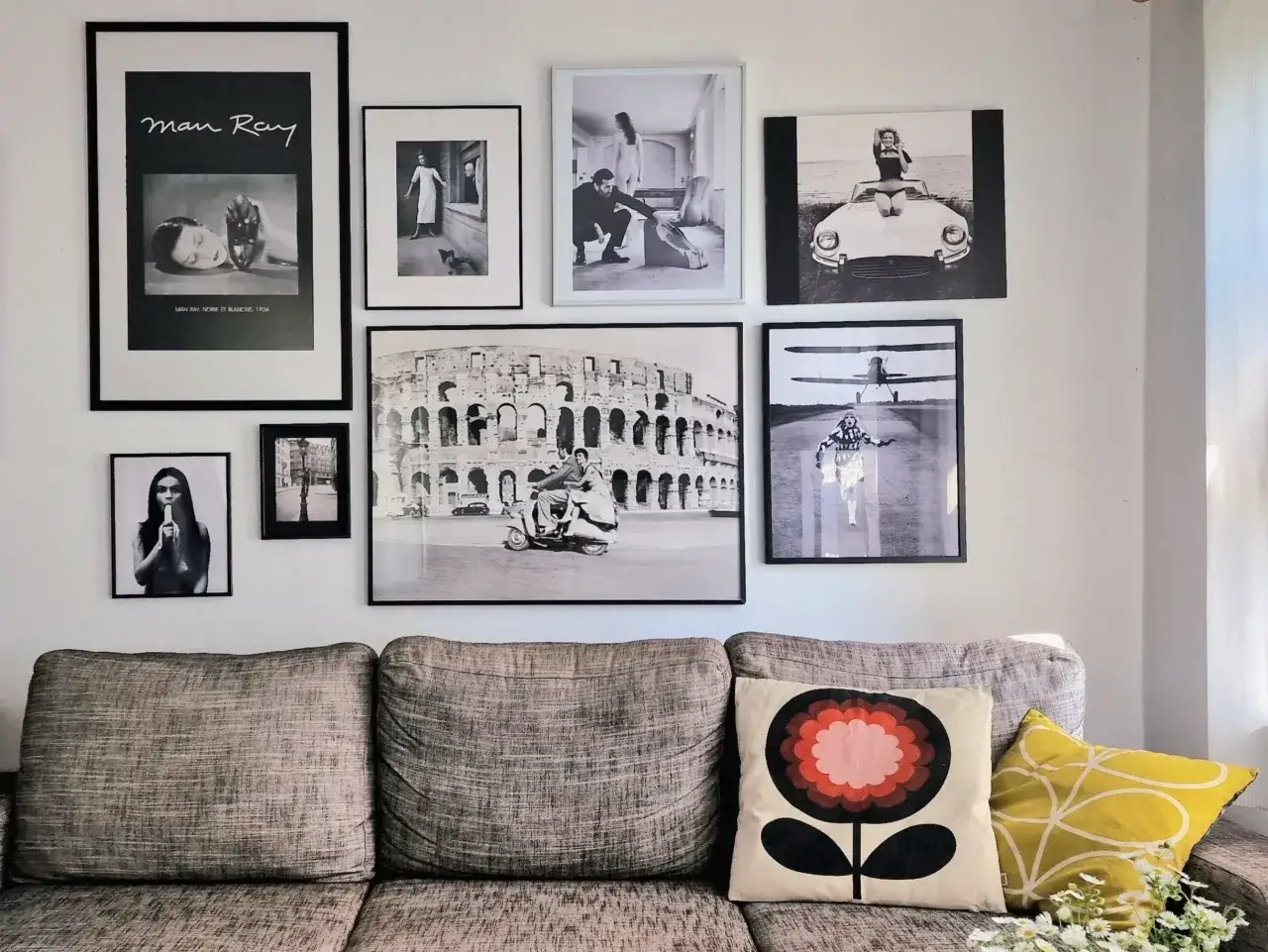inspiracje obrazy nad kanapą galeria ścienna