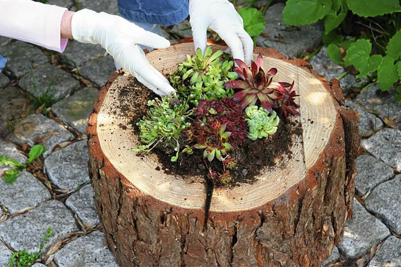 kwietnik z palet skrzynki koziołek budowlany DIY